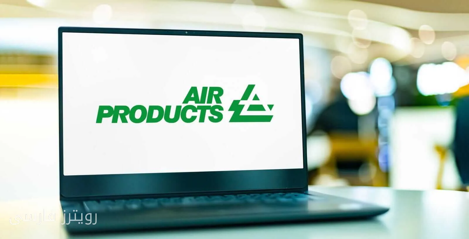 Has Air Products and Chemicals' stock lagged behind the S&P 500?